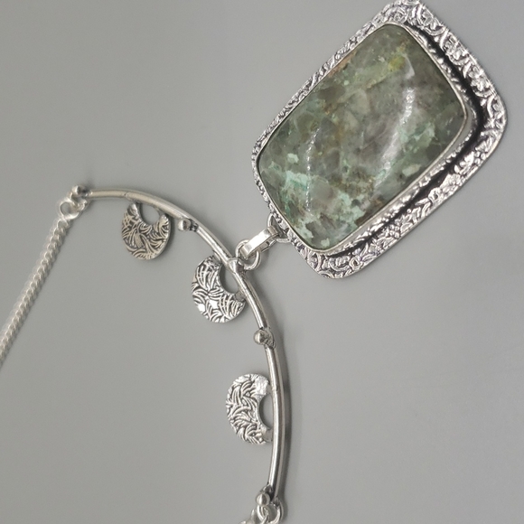 Chrysocolla Necklace - Picture 6 of 6